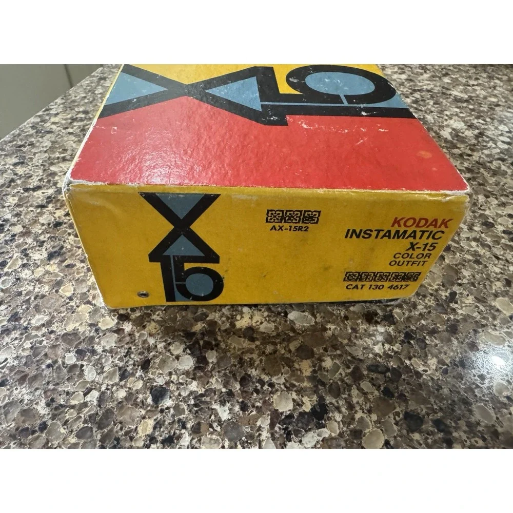 VINTAGE KODAK INSTAMATIC X-15 COLOR OUTFIT 126MM FILM CAMERA IN‎ BOX UNTESTED